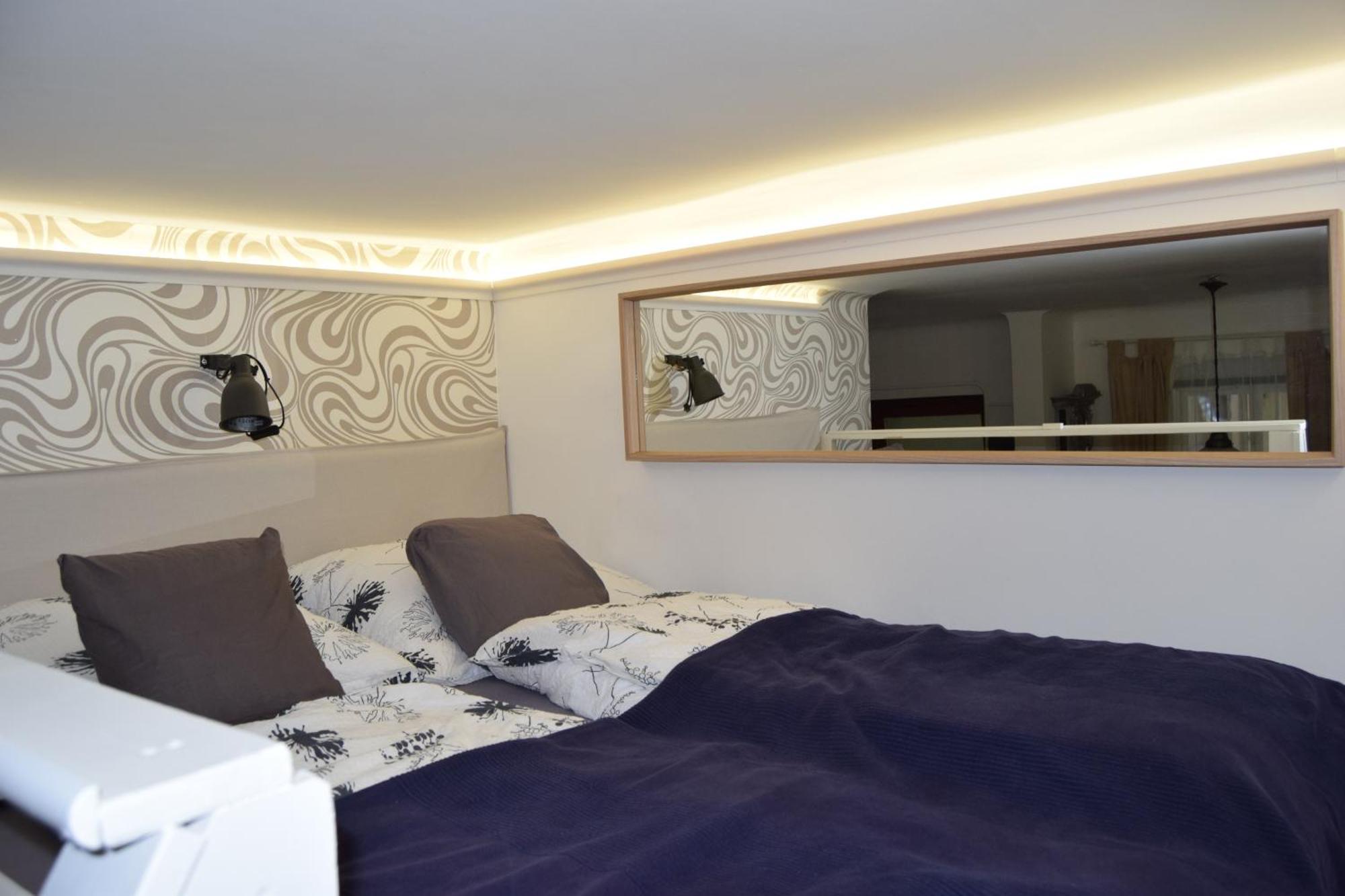 Castlehill Apartman The Perfect Blend Of Urban Living And Sightseeing Convenience Budapest Exterior foto